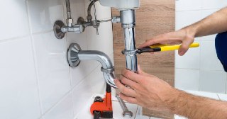 Сантехнические работы Белгород цена 466 руб. Услуги сантехника